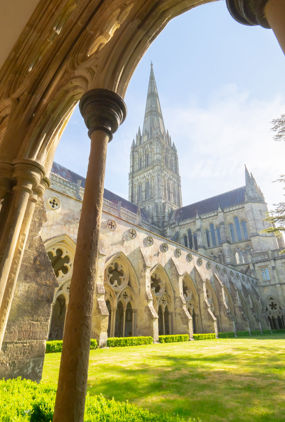 sailsbury-cathedral-exterior.jpg