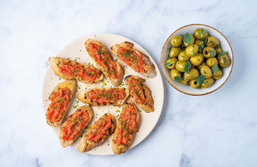 Pan con tomate