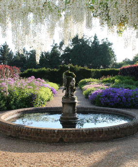 gg_wisteria-fountain (1).jpg