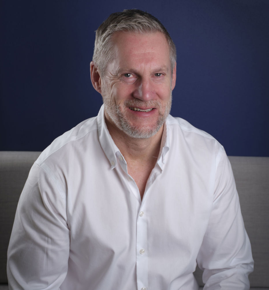 JodiHinds_251209_RA_Portraits_GrahamMorphew_07_1_optimized_1500.jpg