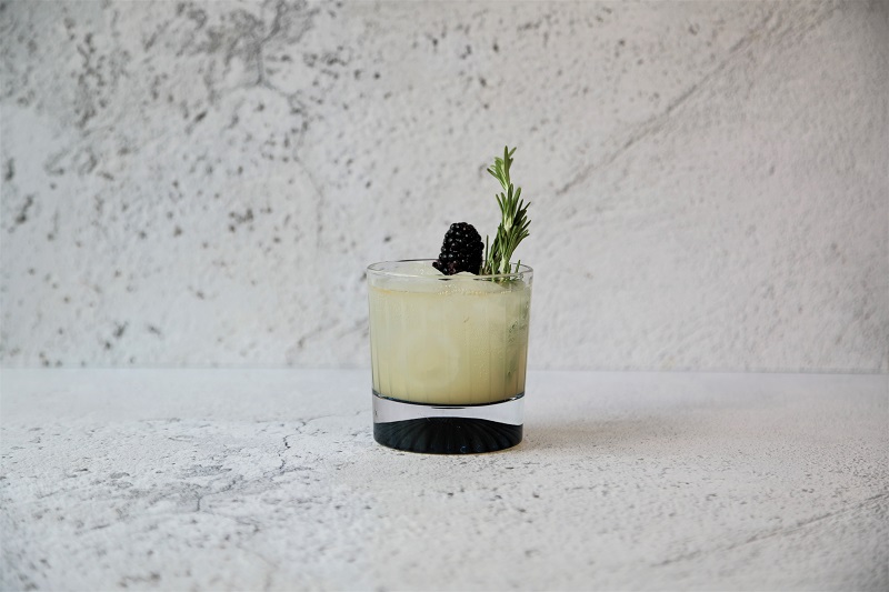 Rosemary festive spritz - non alcoholic