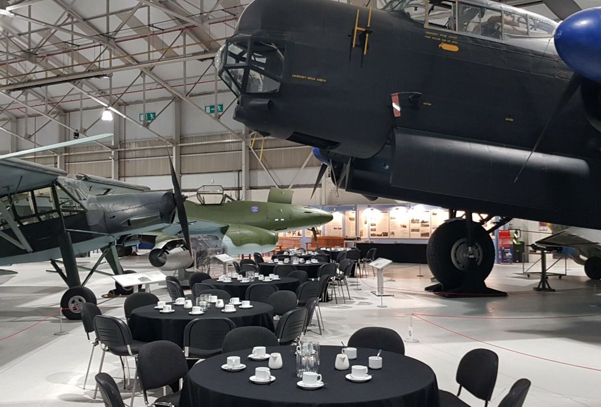 war_in_the_air_dining-scaled.jpg