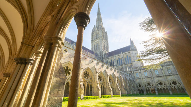 Sailsbury Cathedral exterior.jpg