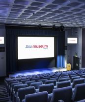 Lecture theatre 01.jpg